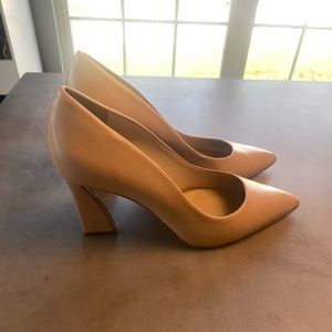 Vince Camuto Akenta Pump